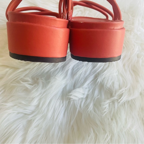 AND NWOT Pink Coral Dory Platform Sandals - Picture 9 of 11